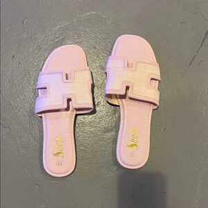 SHEIN Light Pink Textured Slide Sandals